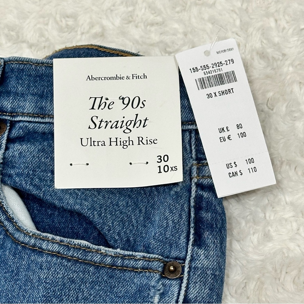 Abercrombie The 90’s Straight Leg Ultra High Rise Distressed Jeans NWT - Picture 3 of 3